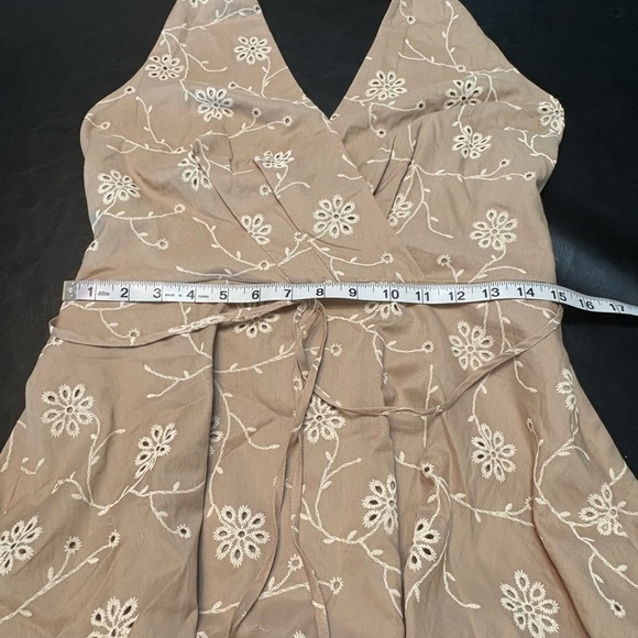 Joie Floral Backless Dress w/ Front Pockets. NWT size 8 side zip beaded tie belt - Picture 10 of 16